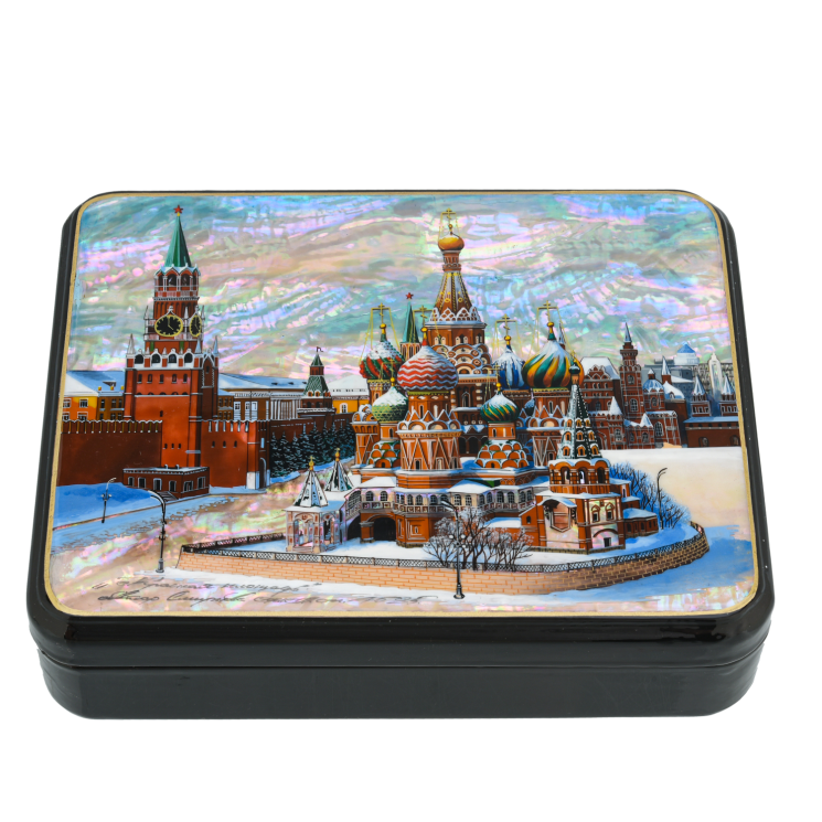 Шкатулка с художественной росписью "Зимняя Москва".