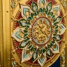 Религиозная книга "Коран" на арабском языке. Златоуст.